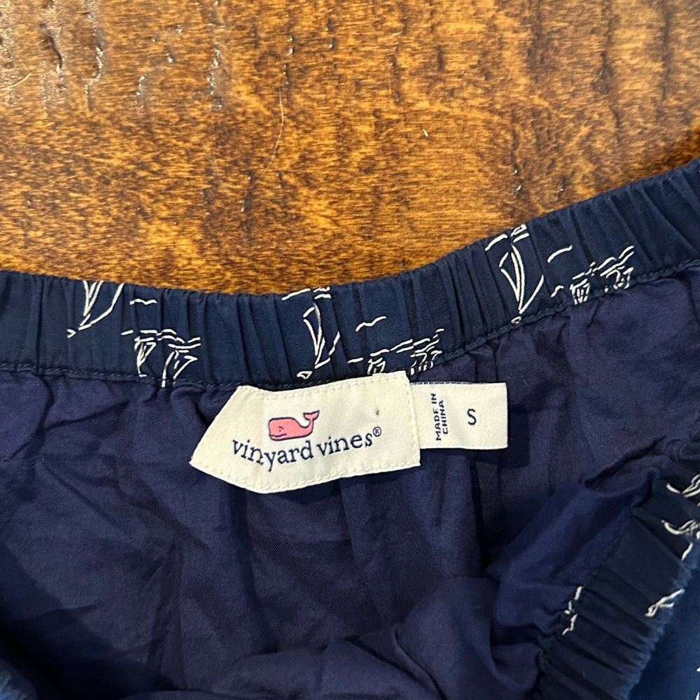 Vineyard Vines Sailboat print romper - Picture 3 of 3